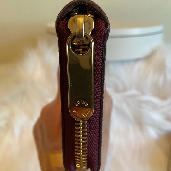 LV GUC Vernis Rouge Fauviste Zip Around Wallet - Picture 6 of 15